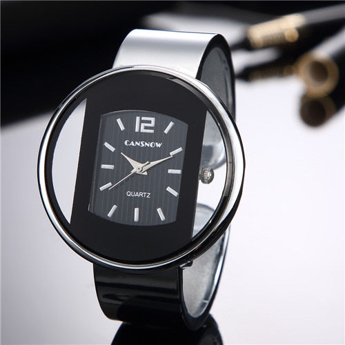 Montres-Bracelets à Quartz pour Femmes, Or et Argent, A sortie avec Robes de Dames, Nouvelle Mode 2023 Marque de Luxe